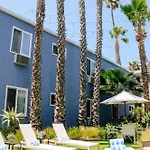 Bayside Hotel
